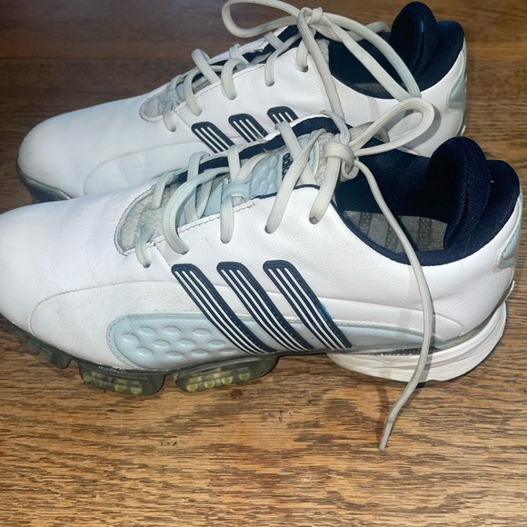 adidas Ladies Powerband 2.0 Golf Shoes in excellent condition size 7 - Picture 1 of 7